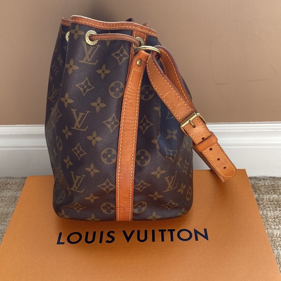 Authentic Vintage Louis Vuitton Petit Noe - Picture 10 of 11